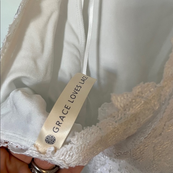 Grace loves lace Alexandria gown Additional pics+size chart (2) - Picture 16 of 17